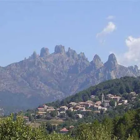 A Maestra Villa *